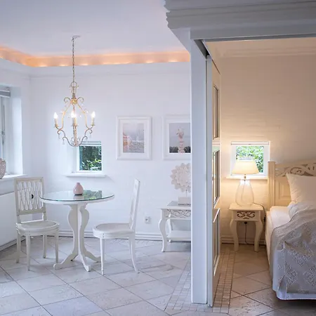 Fakkelgaarden & Restaurant Szálloda 4*