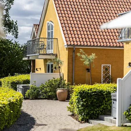 Fakkelgaarden & Restaurant Szálloda 4*