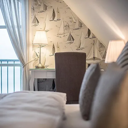 Hotel Fakkelgaarden & Restaurant Aps 4*